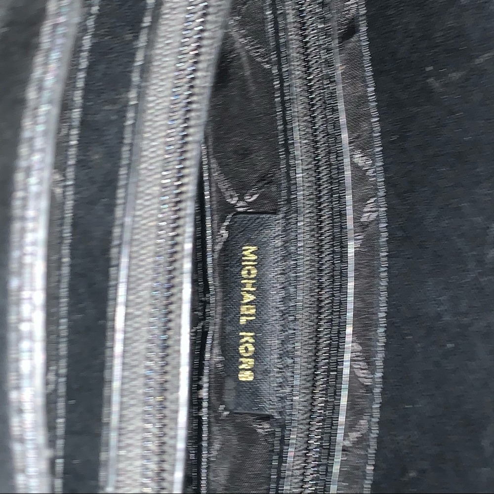 9 purses,6 wallets,6 clutches,all top brands - Picture 7 of 16